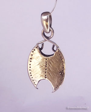  Feuille tribale pendentif argent massif